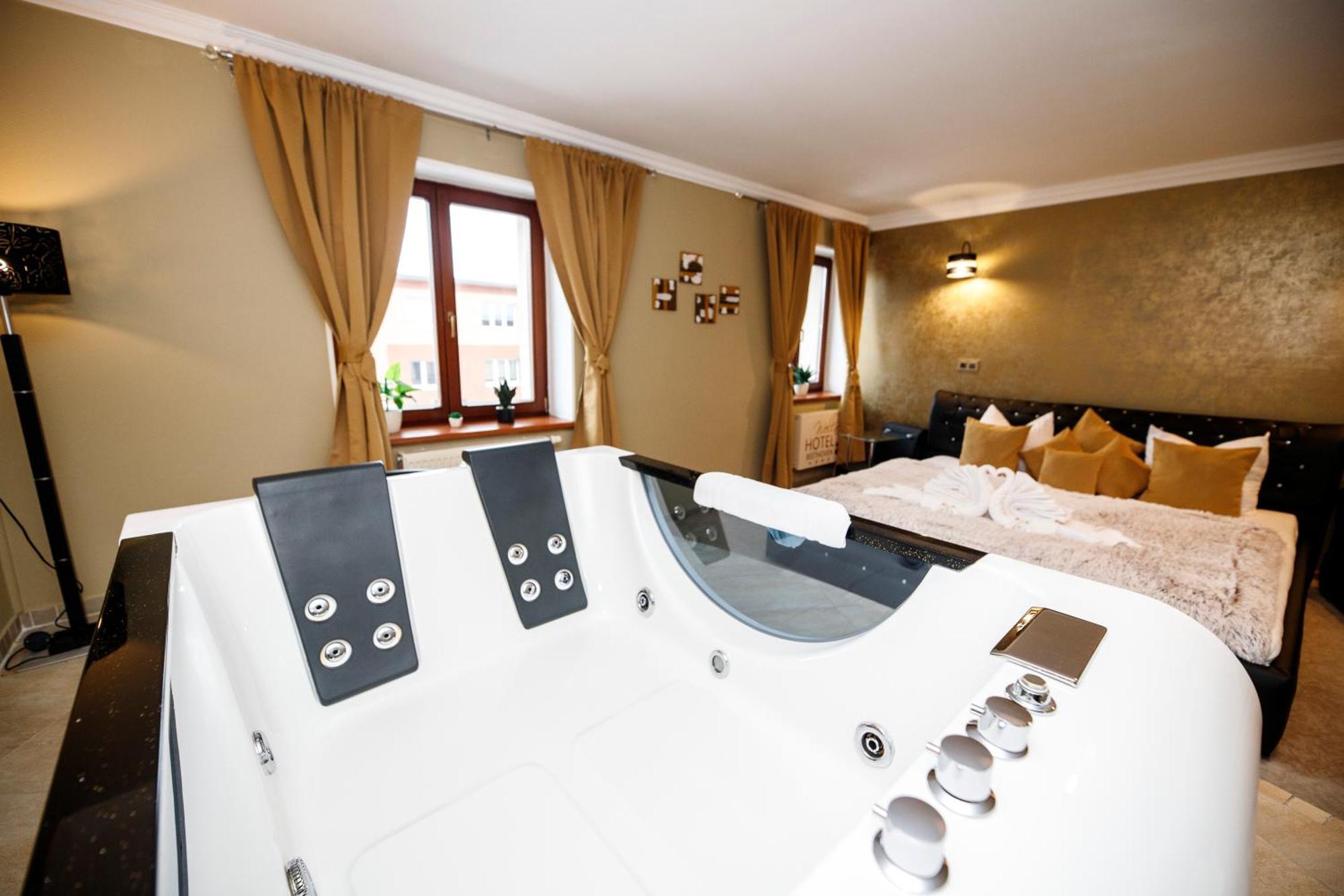 Wellness Hotel Beethoven Chomutov Εξωτερικό φωτογραφία