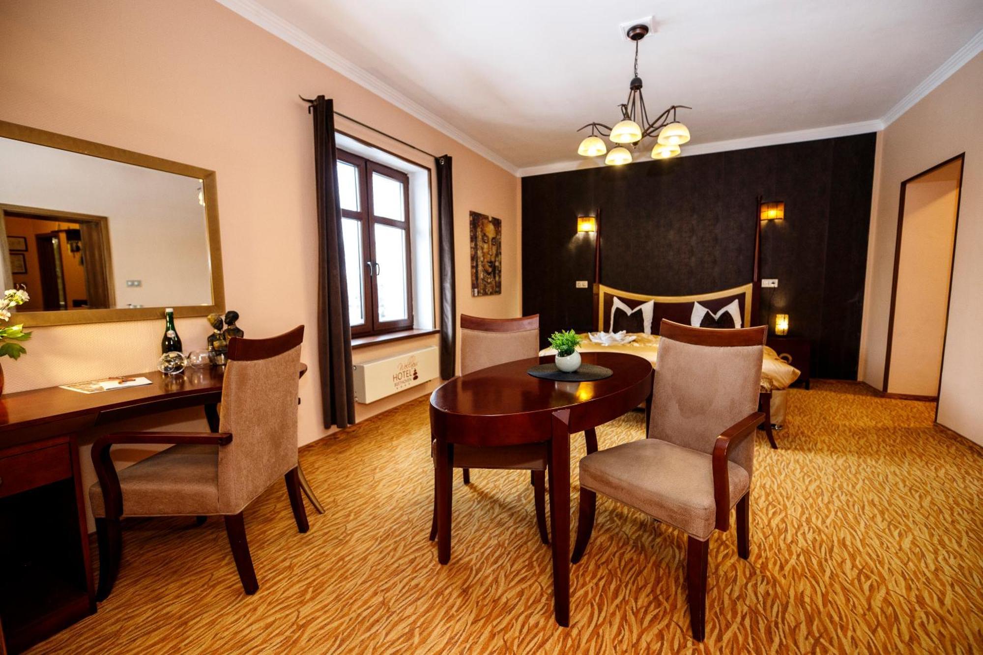 Wellness Hotel Beethoven Chomutov Εξωτερικό φωτογραφία